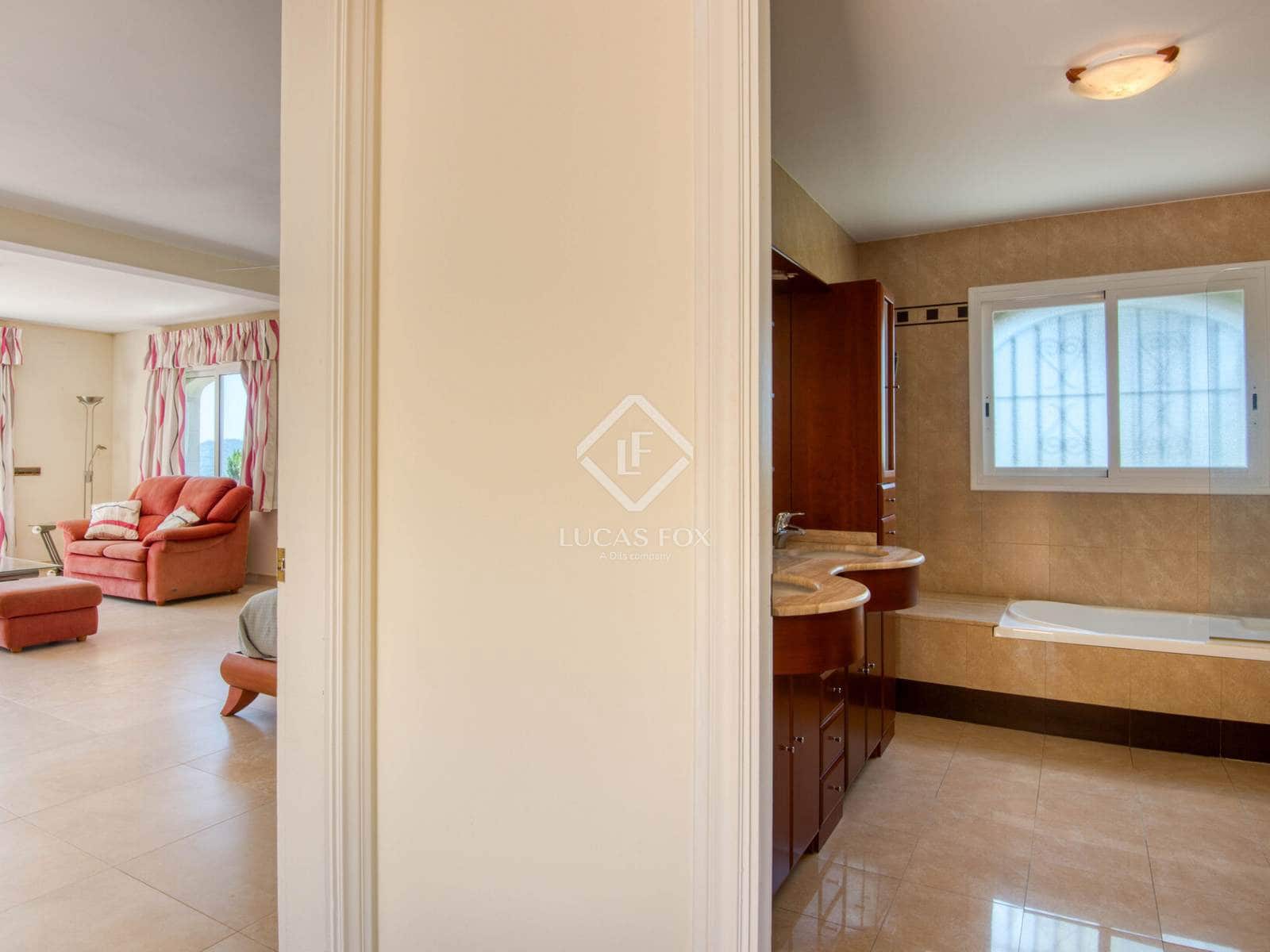 6 soverom Villa til salgs i Santa Cristina d'Aro med svømmebasseng garasje - € 995 000 (Ref: 9104932)