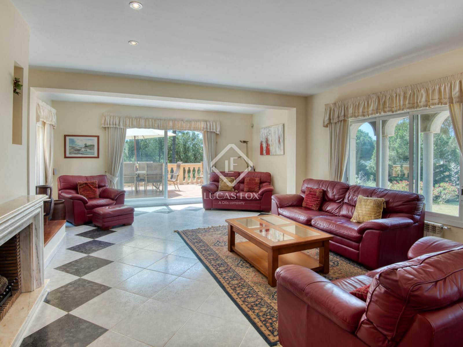 6 soverom Villa til salgs i Santa Cristina d'Aro med svømmebasseng garasje - € 995 000 (Ref: 9104932)