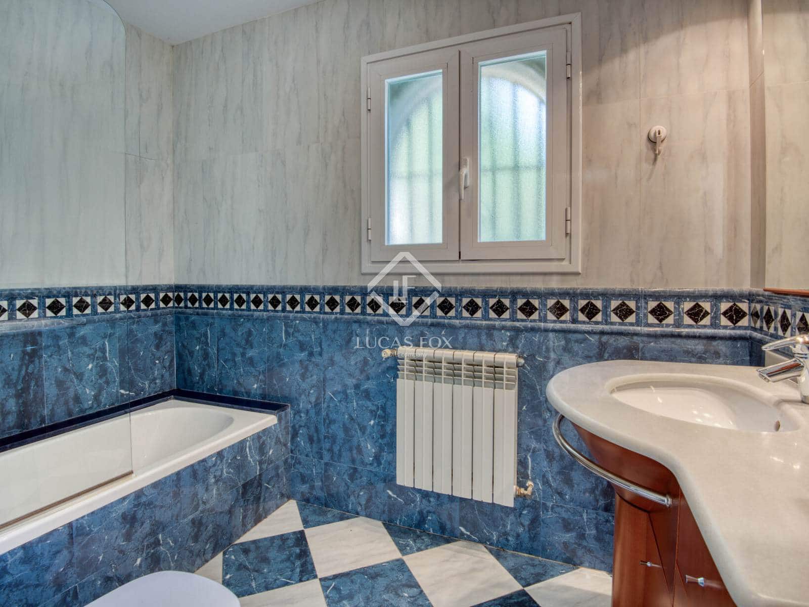 6 soverom Villa til salgs i Santa Cristina d'Aro med svømmebasseng garasje - € 995 000 (Ref: 9104932)