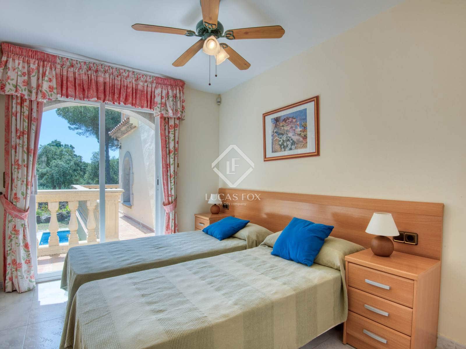 6 soverom Villa til salgs i Santa Cristina d'Aro med svømmebasseng garasje - € 995 000 (Ref: 9104932)