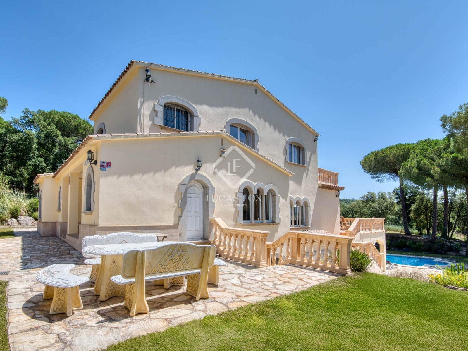 6 soverom Villa til salgs i Santa Cristina d'Aro med svømmebasseng garasje - € 995 000 (Ref: 9104932)