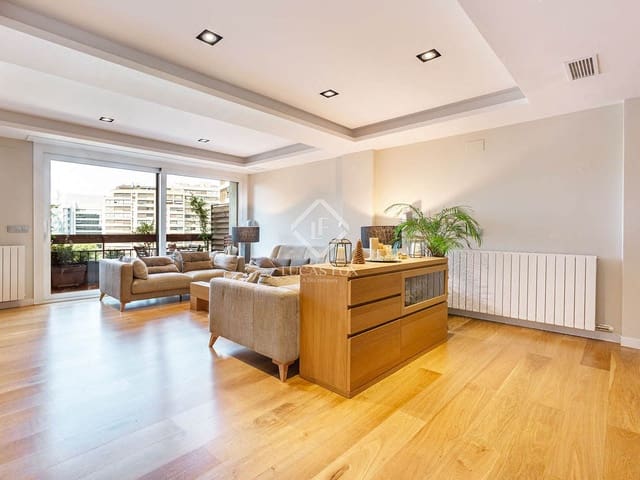 4 soveværelse Lejlighed til salg i Barcelona by med garage - € 1.450.000 (Ref: 9105152)