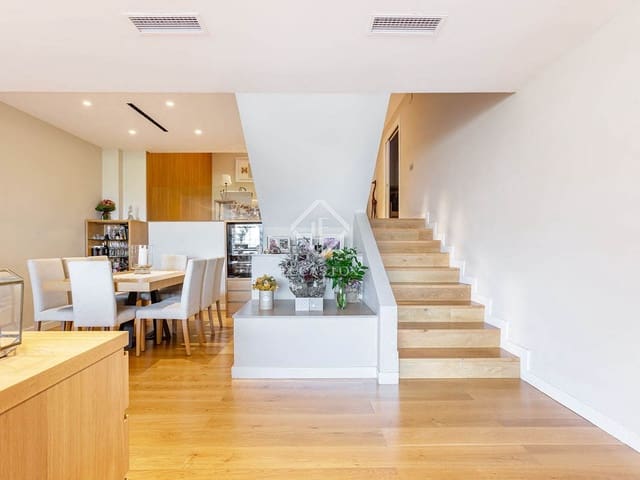 4 soveværelse Lejlighed til salg i Barcelona by med garage - € 1.450.000 (Ref: 9105152)