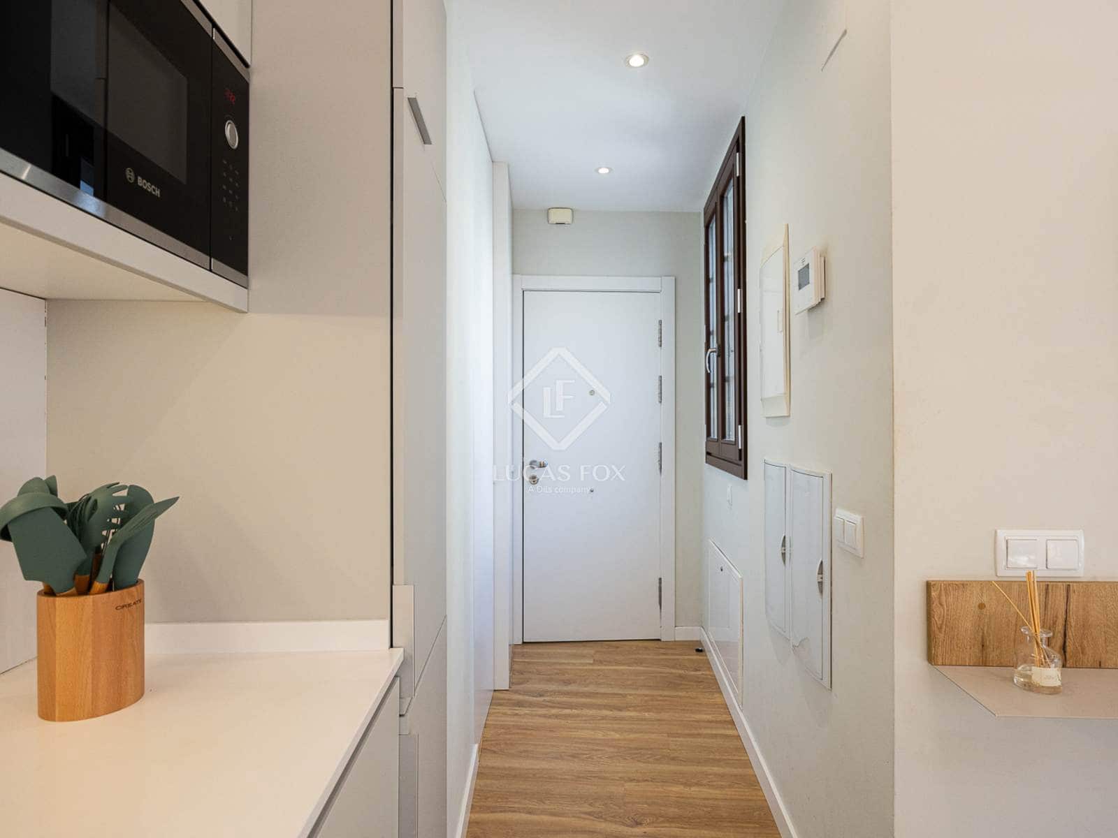 2 bedroom Penthouse for rent in Barcelona city - € 2,500 (Ref: 9105328)