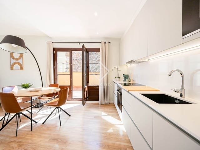 2 quarto Penthouse para arrendar em Barcelona cidade - 2 500 € (Ref: 9105328)