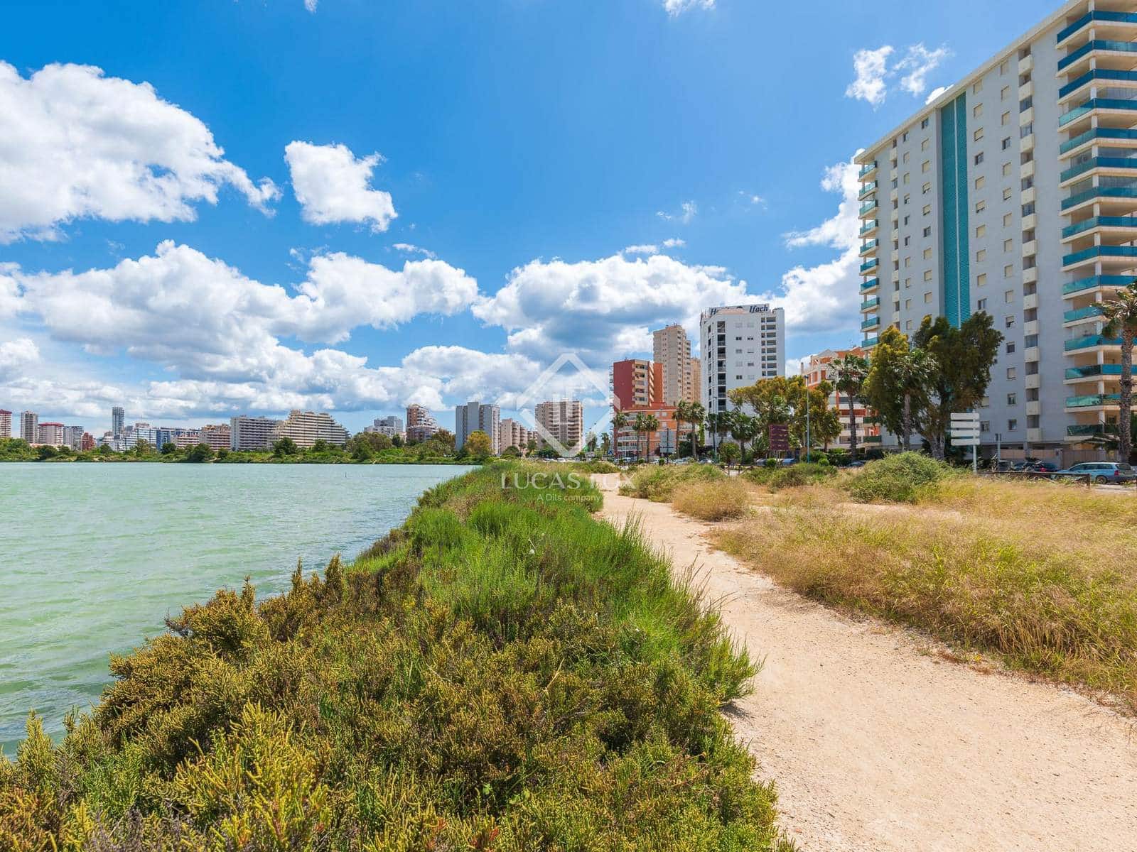 3 Zimmer Apartment zu verkaufen in Calpe / Calp mit Pool Garage - 1.594.000 € (Ref: 9105908)