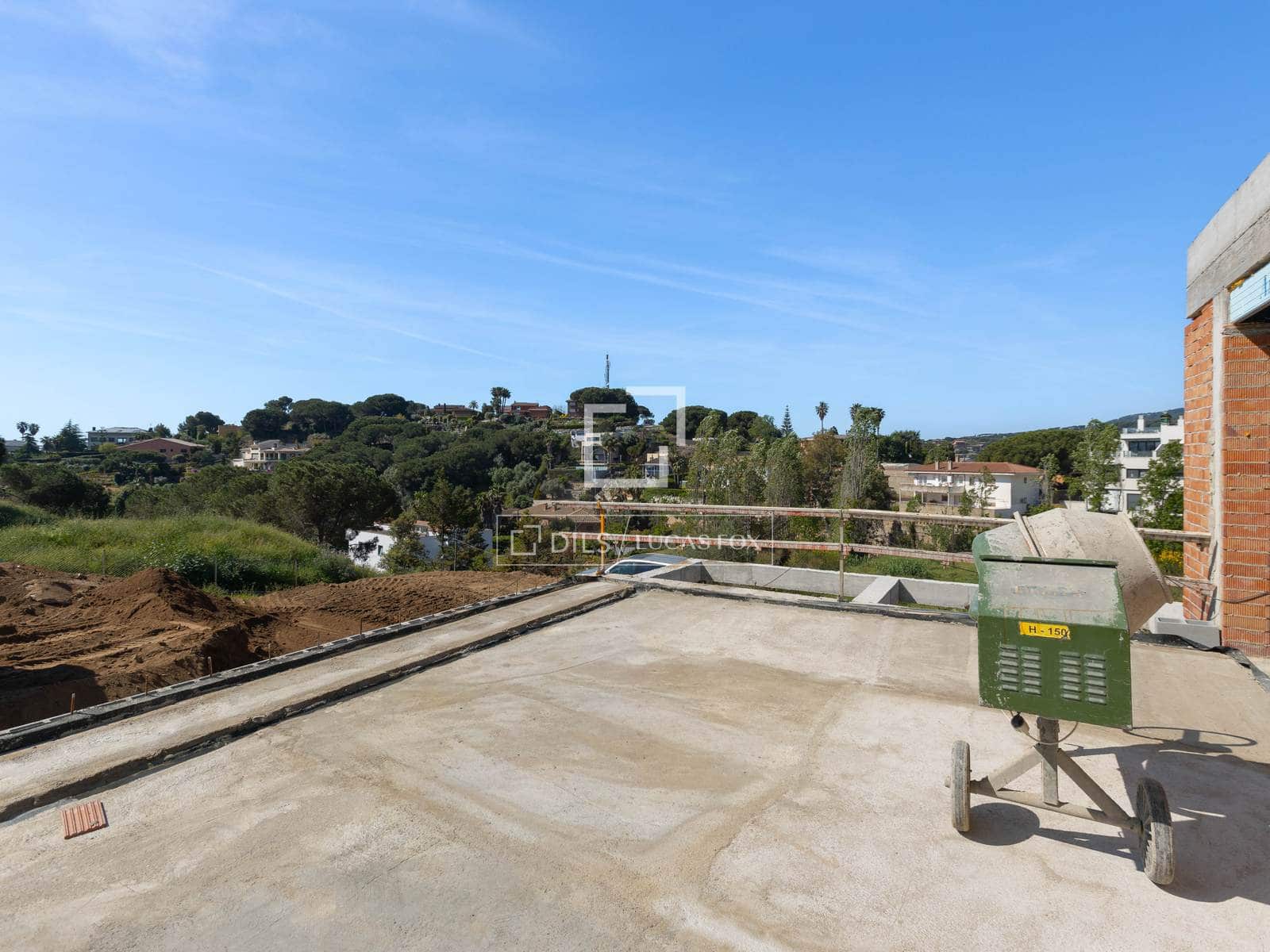 7 makuuhuone Huvila myytävänä paikassa Sant Andreu de Llavaneres mukana uima-altaan 
autotalli - 4 200 000 € (Ref: 9106145)