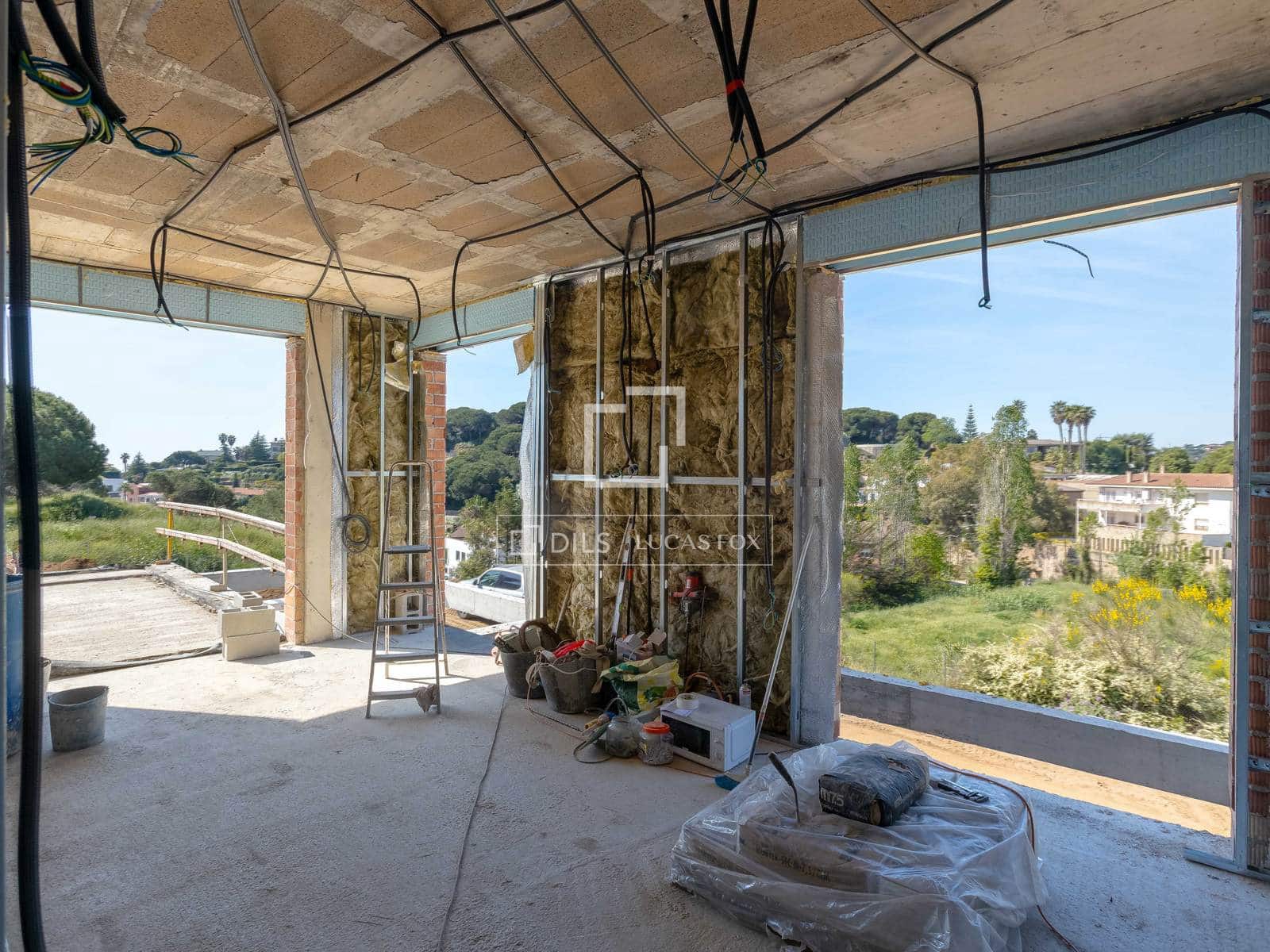 7 makuuhuone Huvila myytävänä paikassa Sant Andreu de Llavaneres mukana uima-altaan 
autotalli - 4 200 000 € (Ref: 9106145)