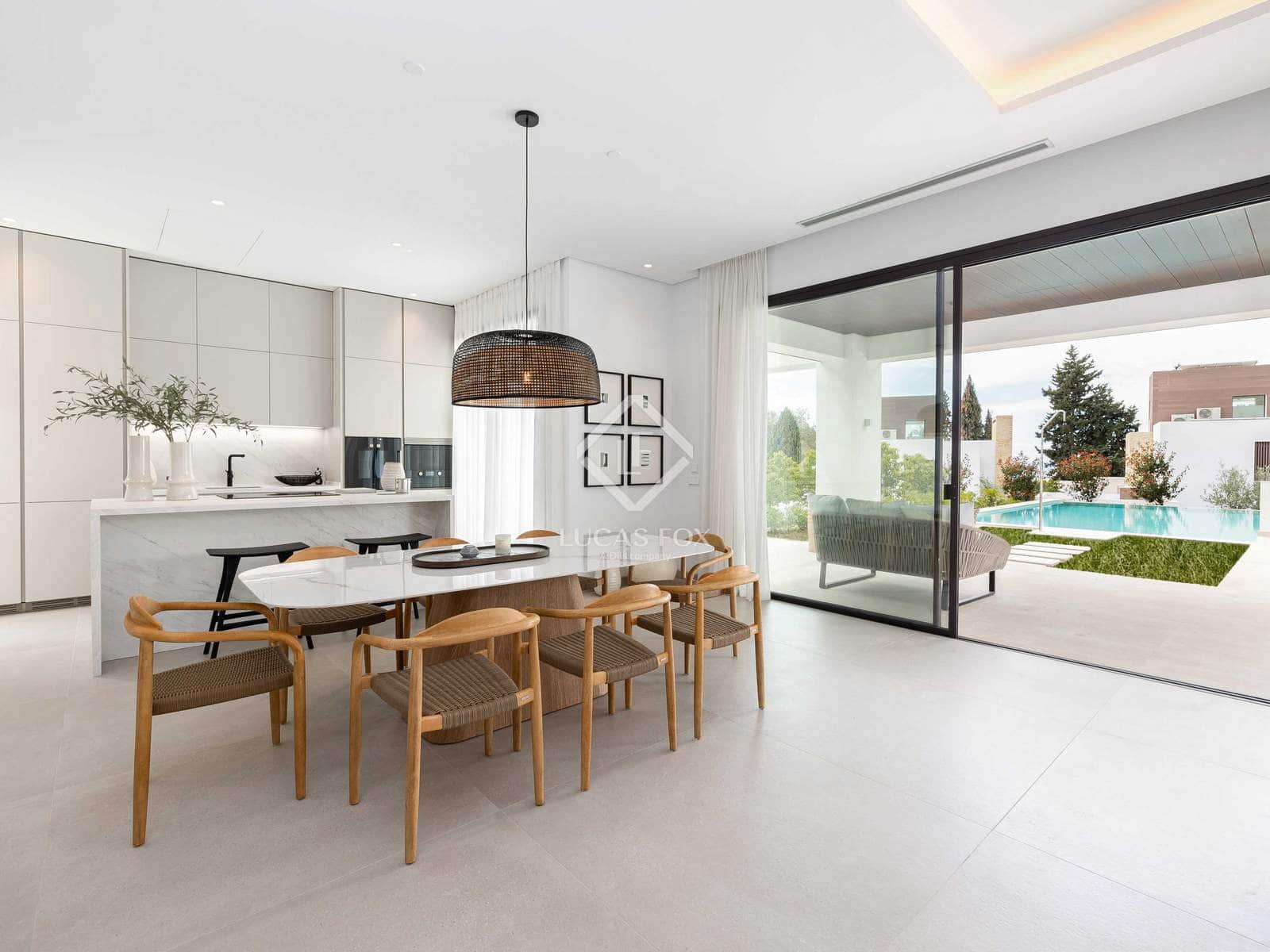 4 slaapkamer Villa te koop in Marbella met zwembad garage - € 4.750.000 (Ref: 9107898)