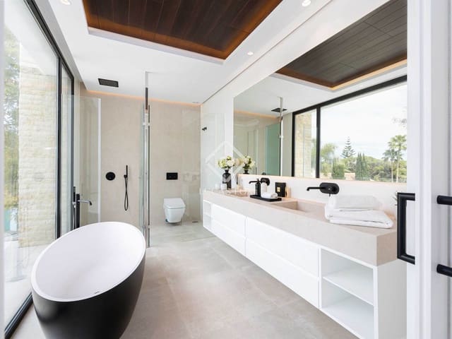 4 slaapkamer Villa te koop in Marbella met zwembad garage - € 4.750.000 (Ref: 9107898)