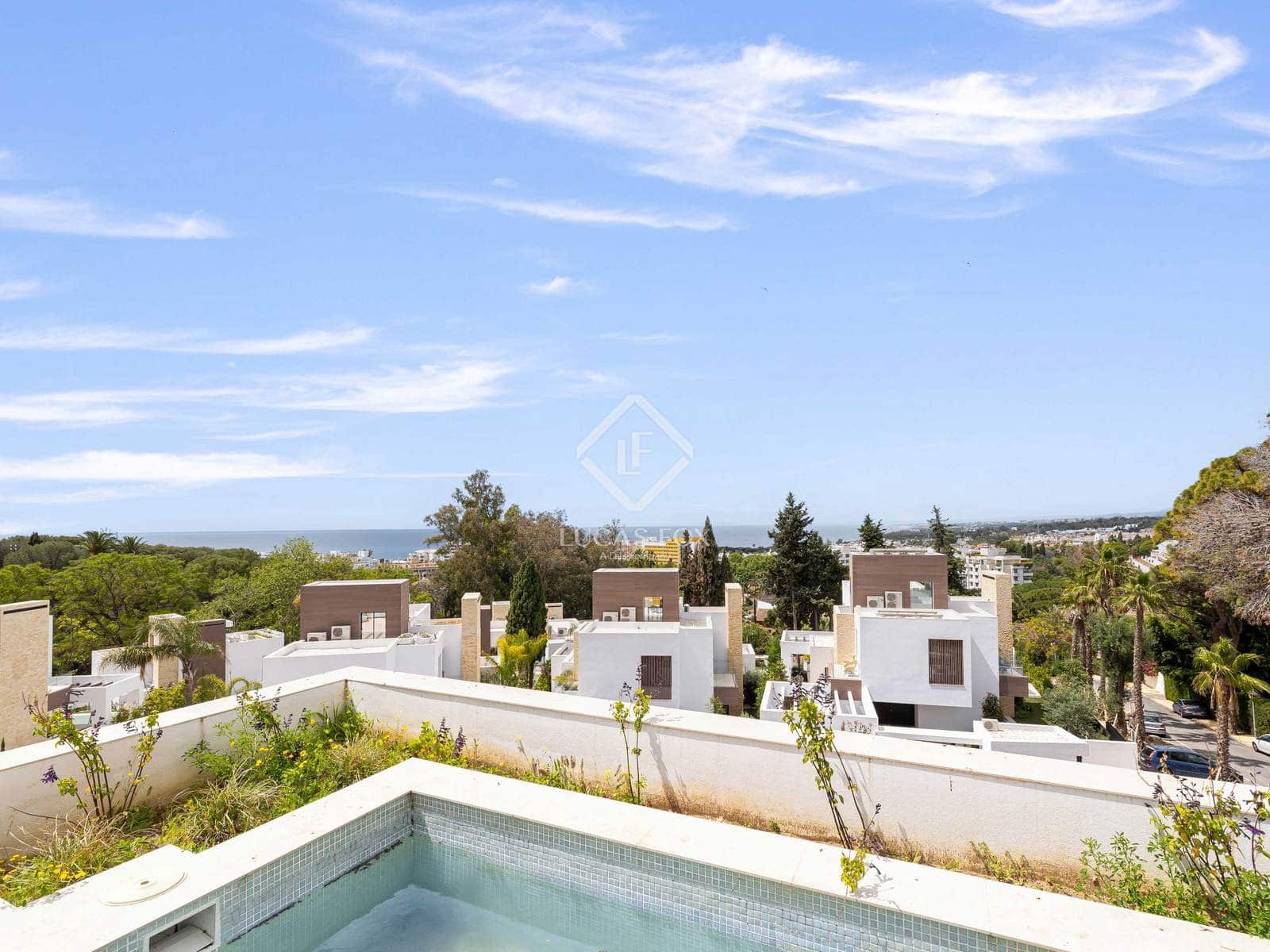 4 slaapkamer Villa te koop in Marbella met zwembad garage - € 4.750.000 (Ref: 9107898)