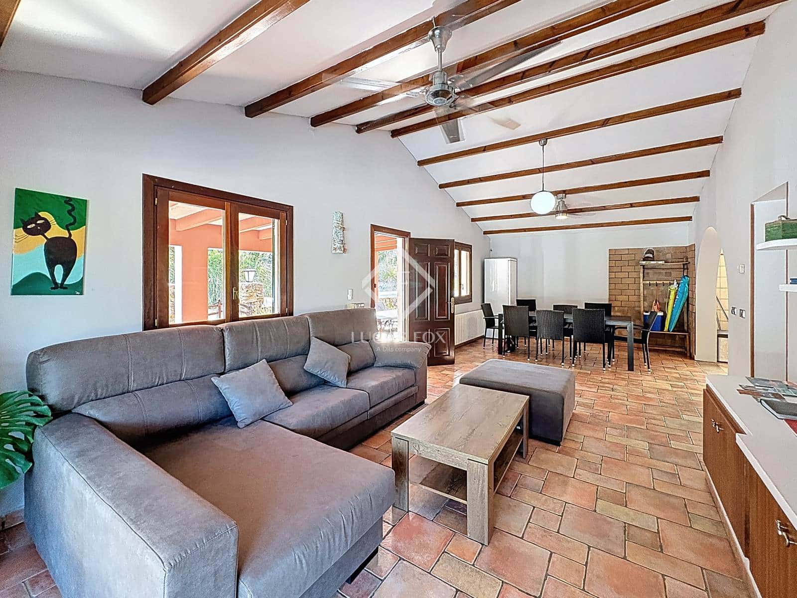 5 soveværelse Finca/Landehus til salg i Es Mercadal med swimmingpool - € 1.435.000 (Ref: 9107900)