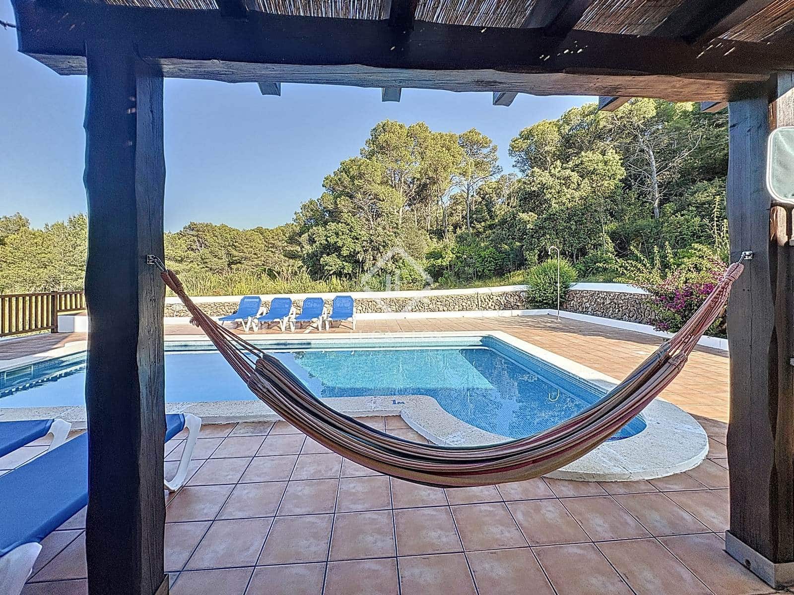 5 soveværelse Finca/Landehus til salg i Es Mercadal med swimmingpool - € 1.435.000 (Ref: 9107900)