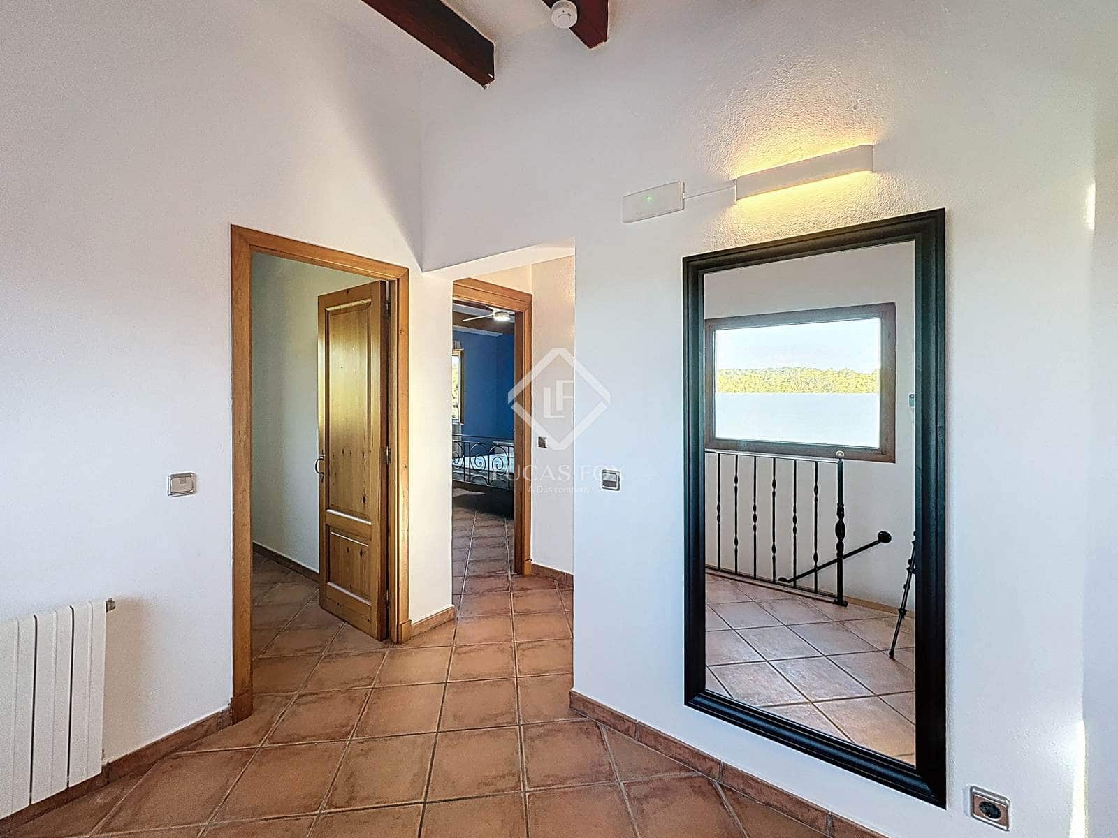 5 soveværelse Finca/Landehus til salg i Es Mercadal med swimmingpool - € 1.435.000 (Ref: 9107900)