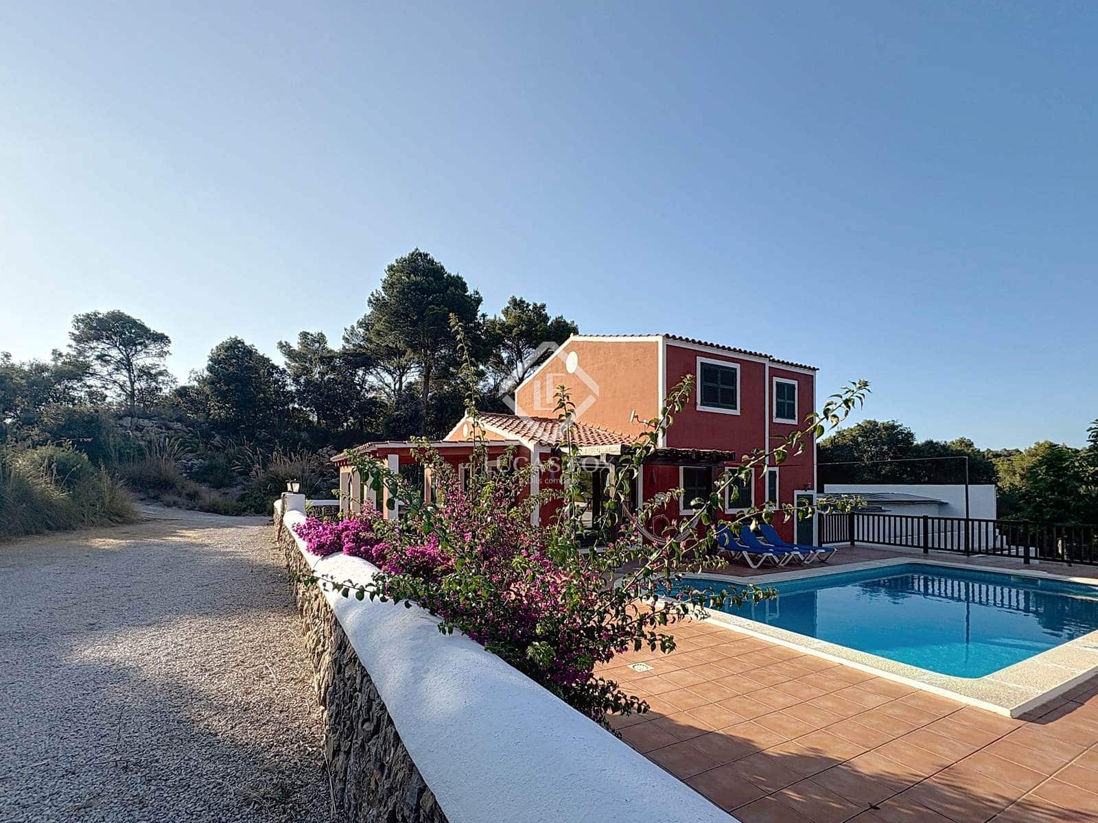 5 soveværelse Finca/Landehus til salg i Es Mercadal med swimmingpool - € 1.435.000 (Ref: 9107900)