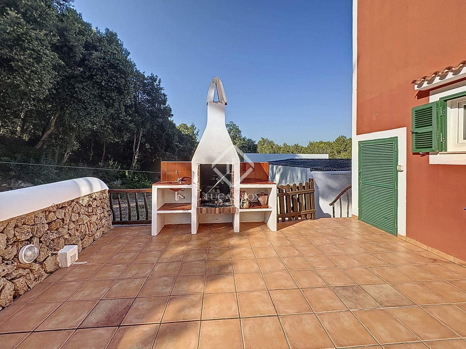 5 soveværelse Finca/Landehus til salg i Es Mercadal med swimmingpool - € 1.435.000 (Ref: 9107900)