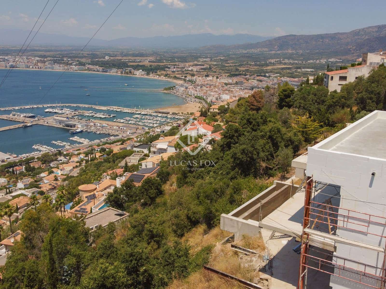 4 soveværelse Villa til salg i Roses med swimmingpool garage - € 1.590.000 (Ref: 9108117)