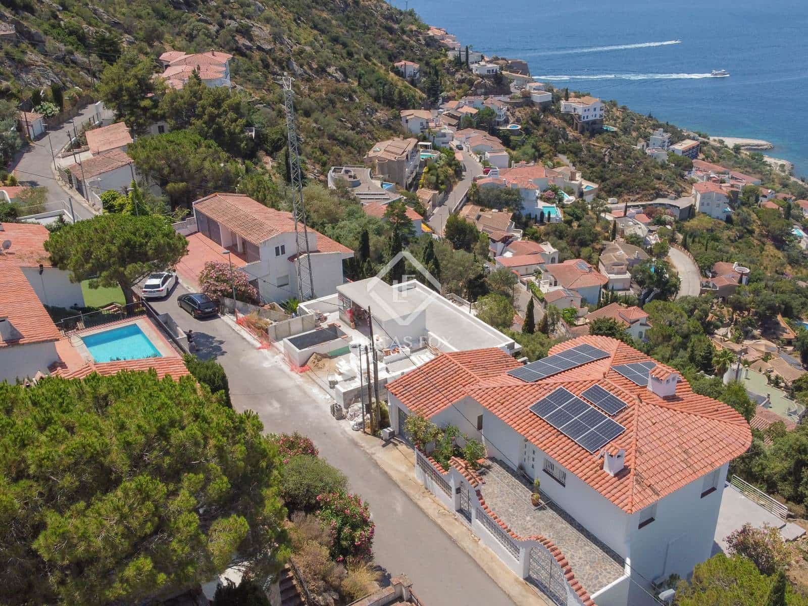 4 soveværelse Villa til salg i Roses med swimmingpool garage - € 1.590.000 (Ref: 9108117)