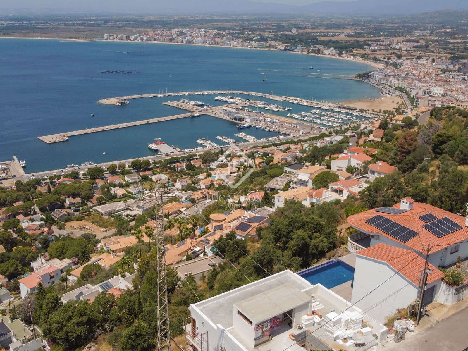 4 soveværelse Villa til salg i Roses med swimmingpool garage - € 1.590.000 (Ref: 9108117)