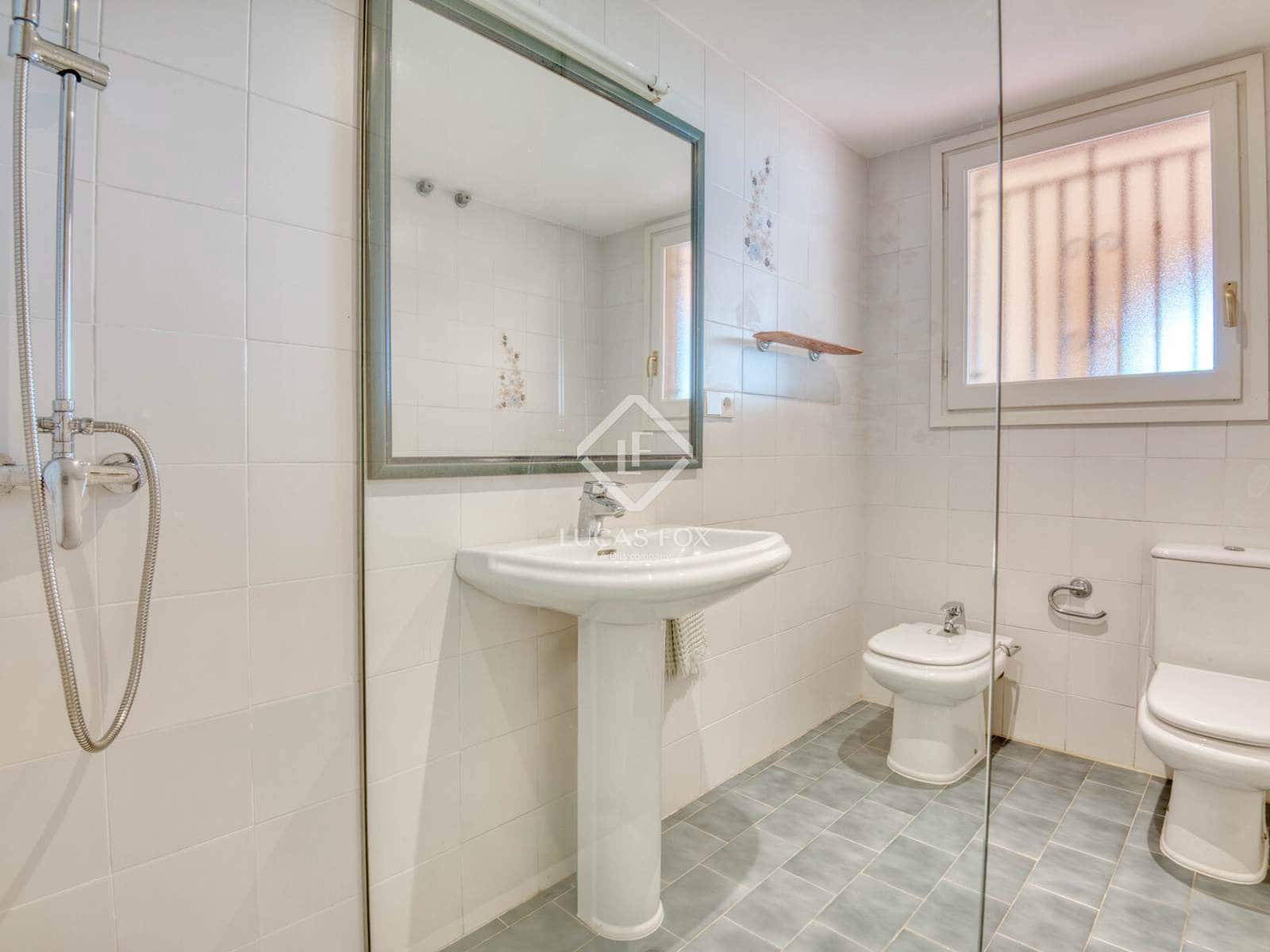 3 bedroom Villa for sale in Sant Feliu de Guixols with garage - € 479,000 (Ref: 9108119)