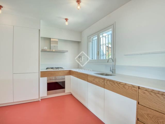 3 slaapkamer Villa te koop in Sant Feliu de Guíxols met garage - € 479.000 (Ref: 9108119)