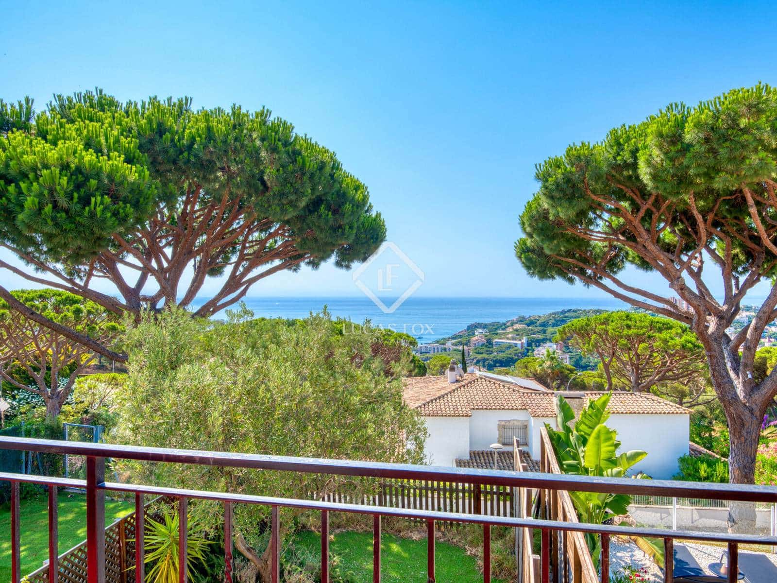 3 bedroom Villa for sale in Sant Feliu de Guixols with garage - € 479,000 (Ref: 9108119)