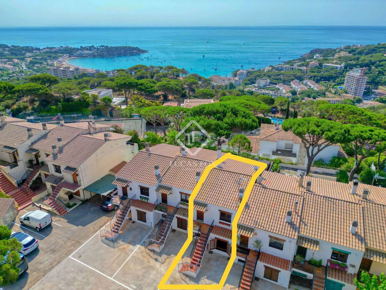 3 bedroom Villa for sale in Sant Feliu de Guixols with garage - € 479,000 (Ref: 9108119)