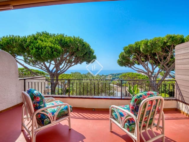 3 slaapkamer Villa te koop in Sant Feliu de Guíxols met garage - € 479.000 (Ref: 9108119)