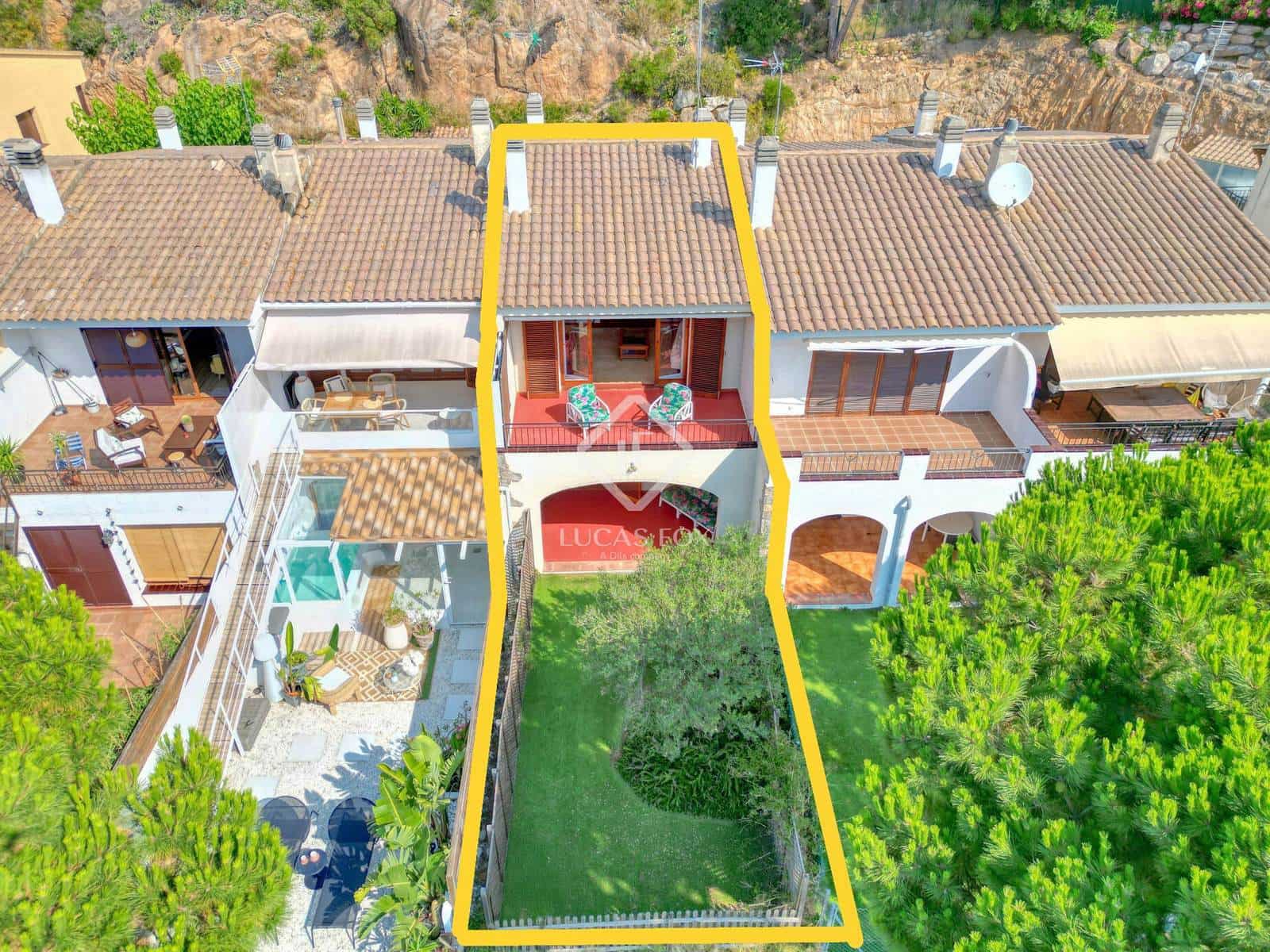 3 bedroom Villa for sale in Sant Feliu de Guixols with garage - € 479,000 (Ref: 9108119)