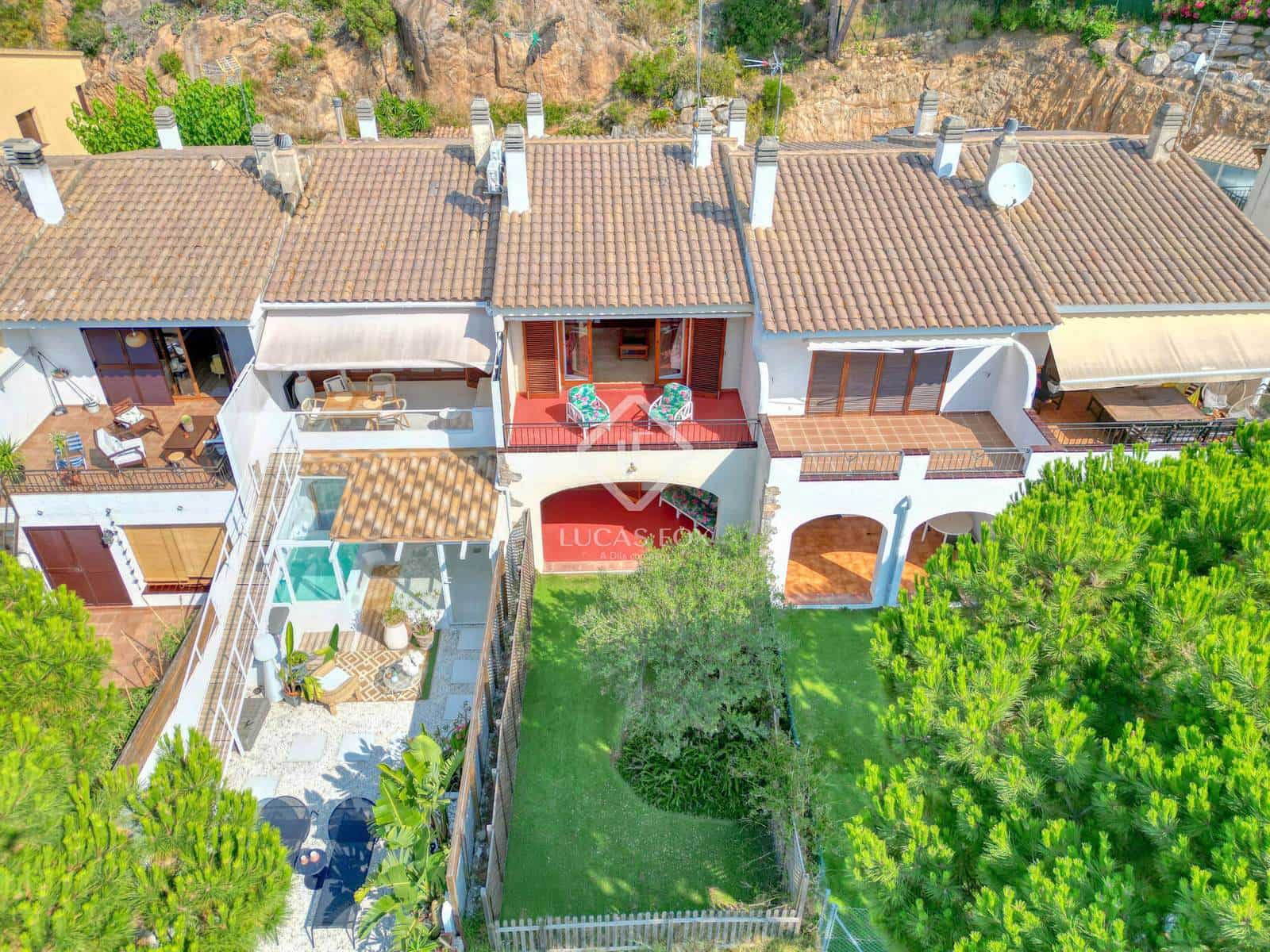 3 bedroom Villa for sale in Sant Feliu de Guixols with garage - € 479,000 (Ref: 9108119)