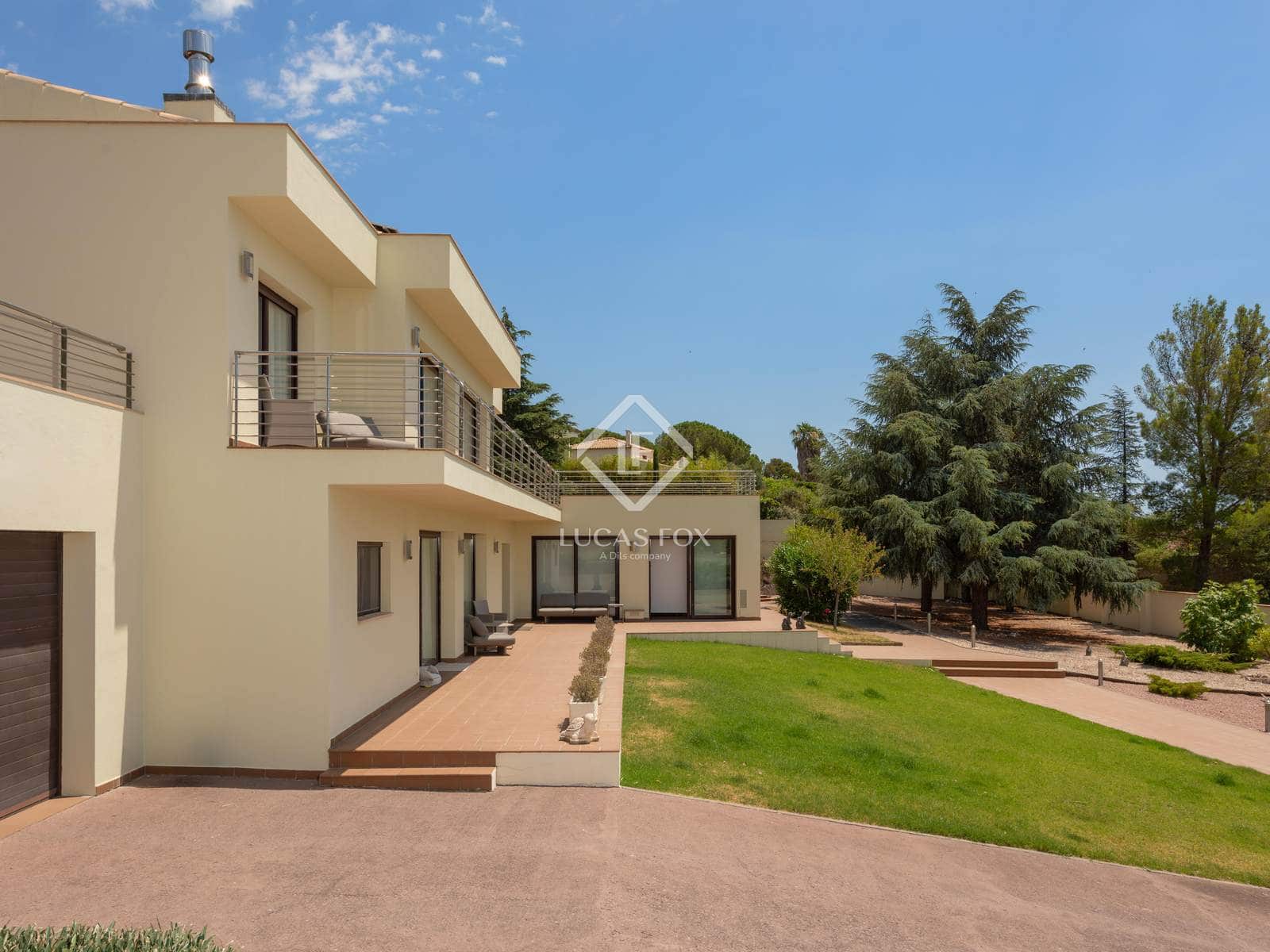 5 slaapkamer Villa te koop in Pau met zwembad - € 1.500.000 (Ref: 9109350)