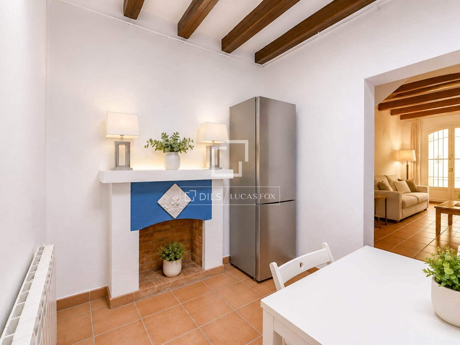 4 bedroom Villa for sale in Sitges - € 749,000 (Ref: 9110979)
