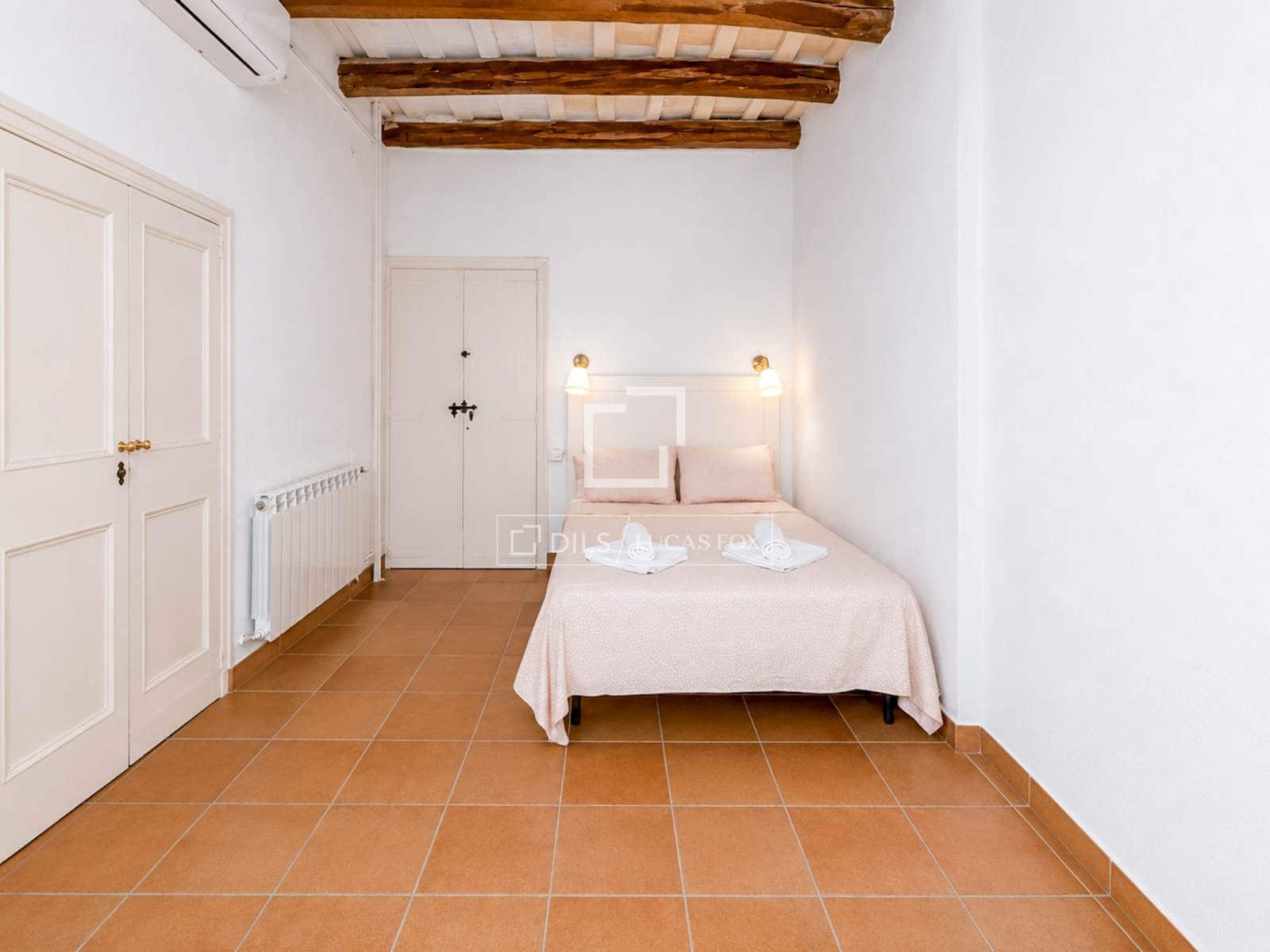4 bedroom Villa for sale in Sitges - € 749,000 (Ref: 9110979)