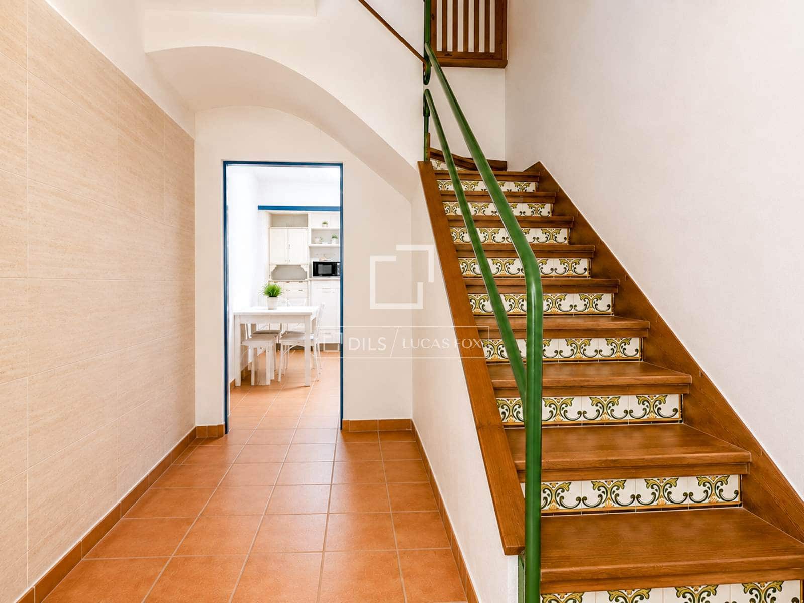 4 bedroom Villa for sale in Sitges - € 749,000 (Ref: 9110979)