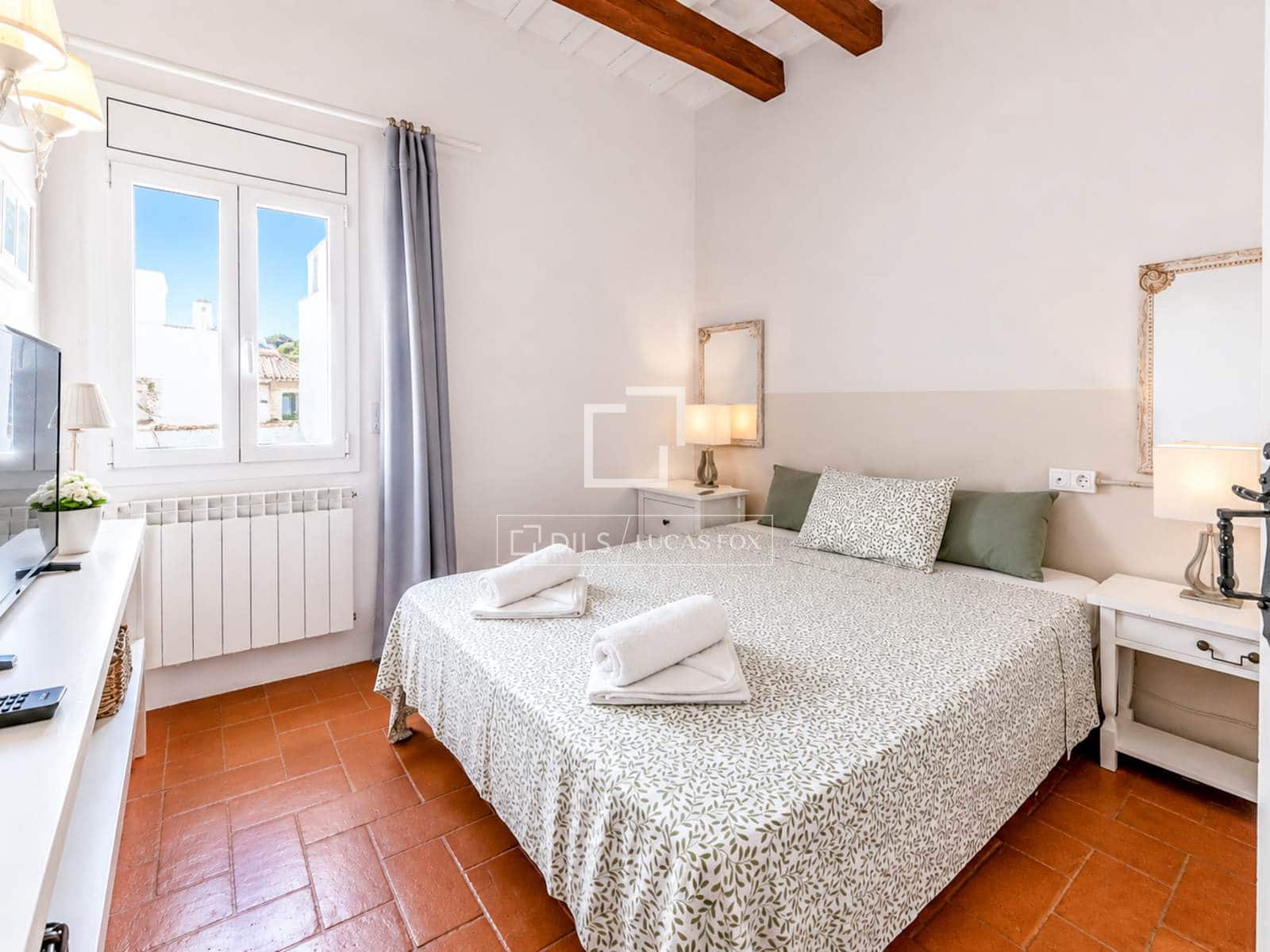 4 bedroom Villa for sale in Sitges - € 749,000 (Ref: 9110979)
