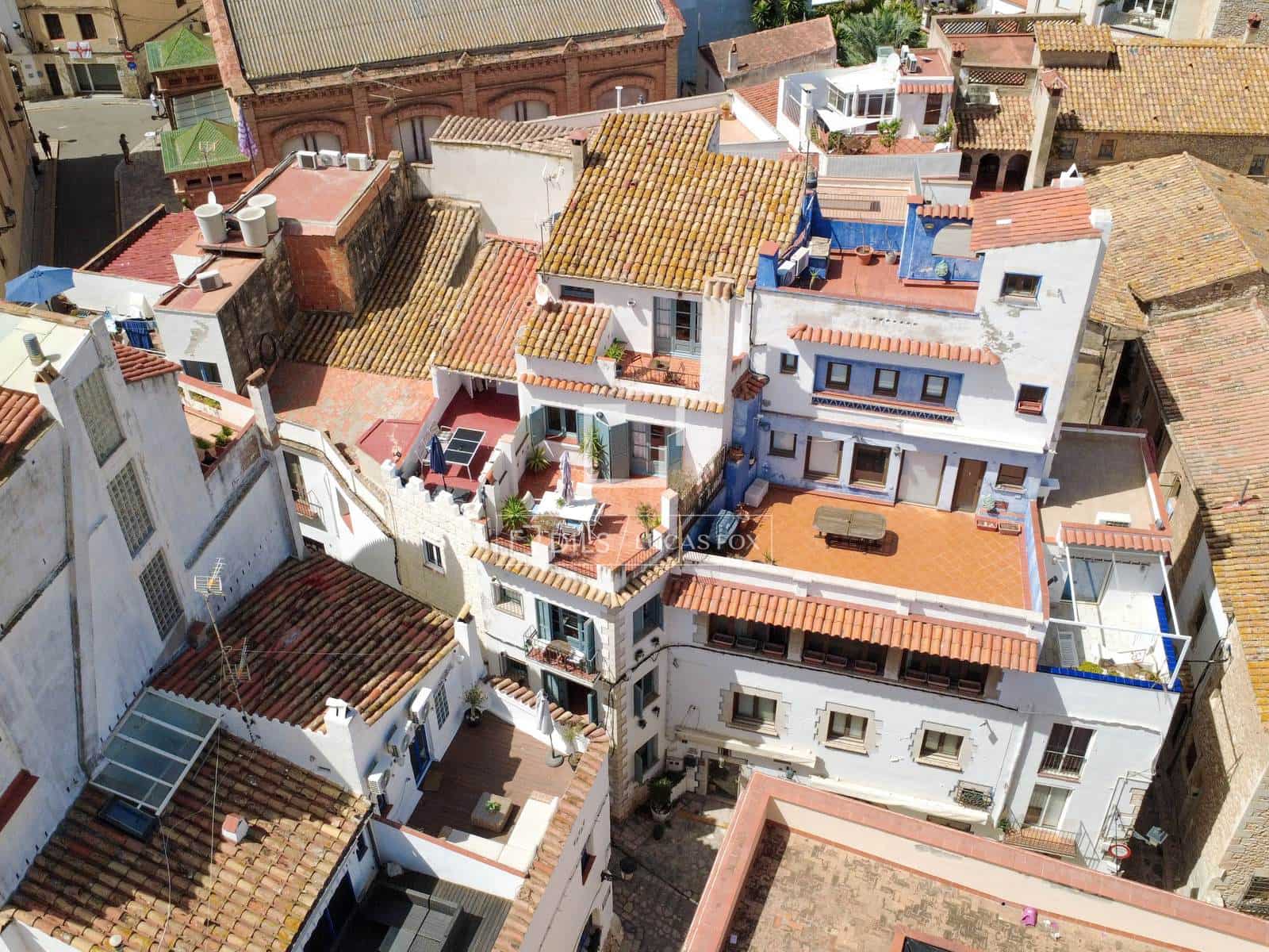 4 bedroom Villa for sale in Sitges - € 749,000 (Ref: 9110979)