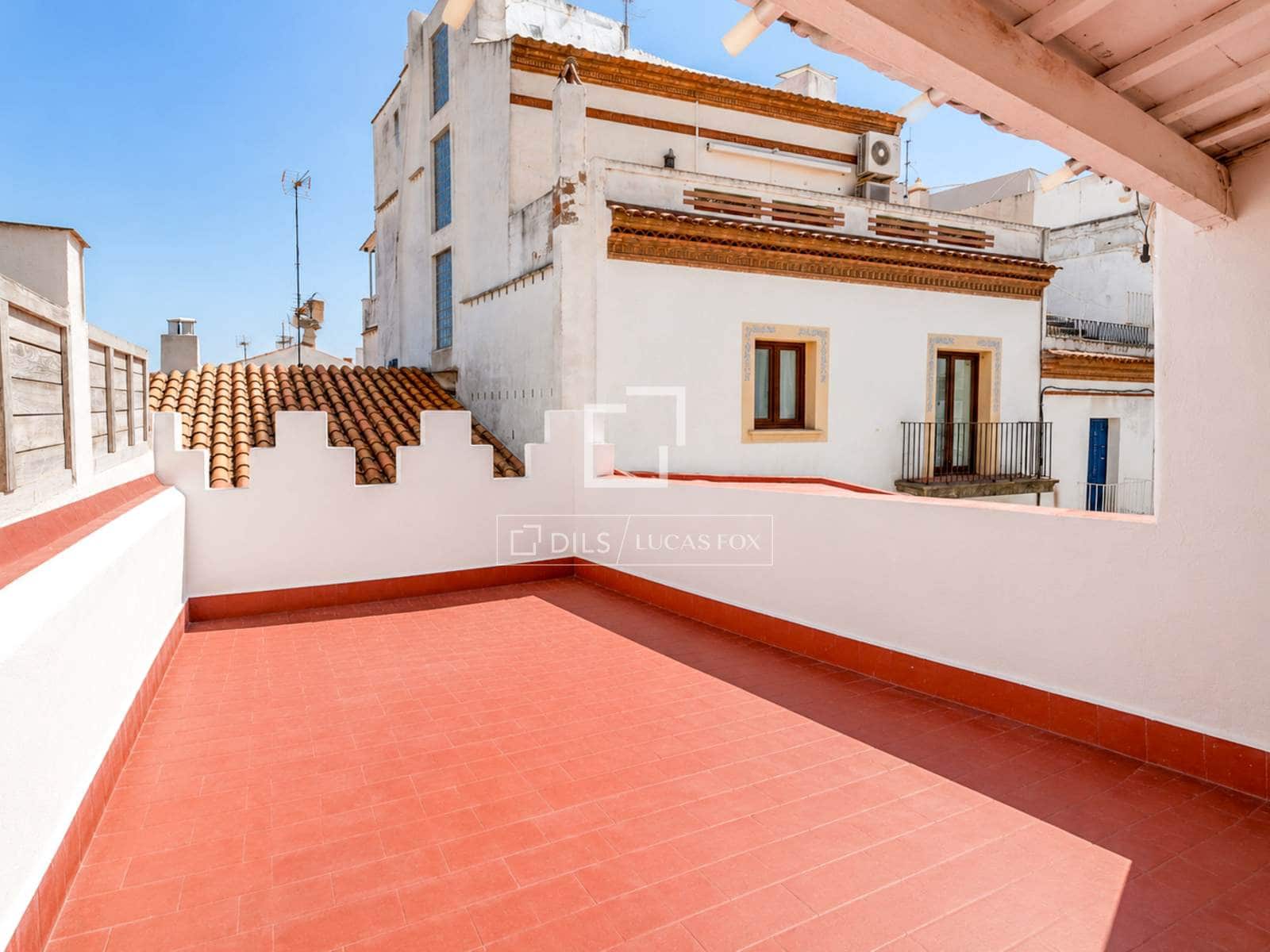 4 bedroom Villa for sale in Sitges - € 749,000 (Ref: 9110979)