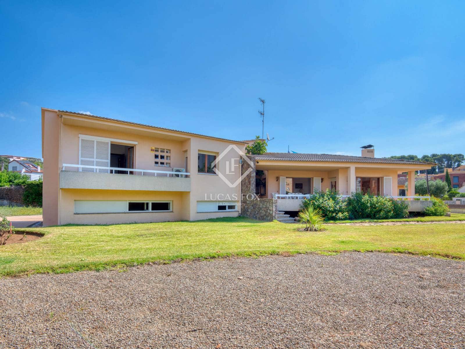 5 soveværelse Villa til salg i Sant Antoni de Calonge med garage - € 895.000 (Ref: 9111432)