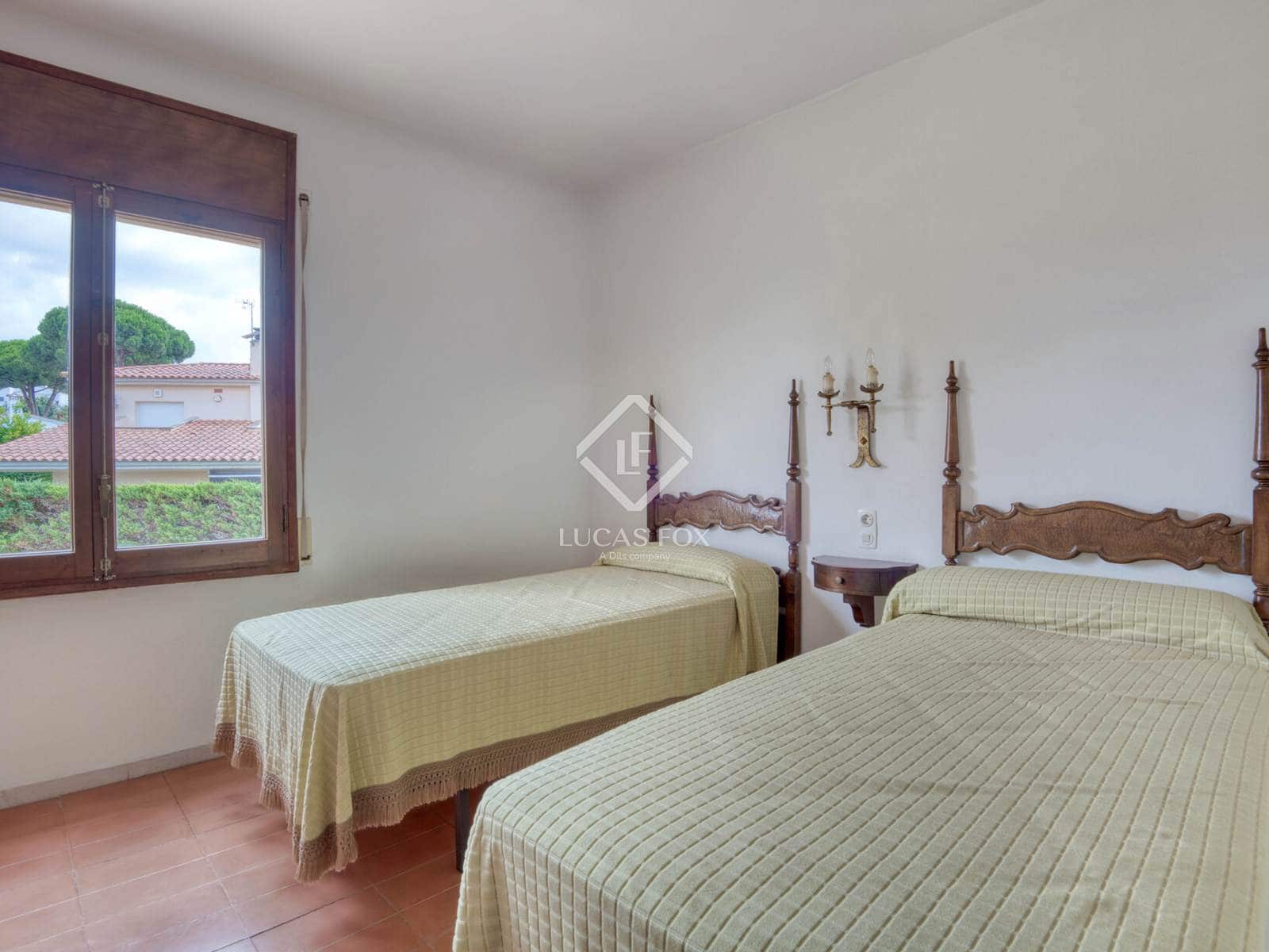 5 soveværelse Villa til salg i Sant Antoni de Calonge med garage - € 895.000 (Ref: 9111432)