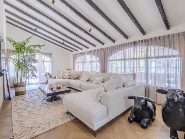 5 Zimmer Villa zu verkaufen in Jesús Pobre, Dénia mit Pool Garage - 1.550.000 € (Ref: 9111580)