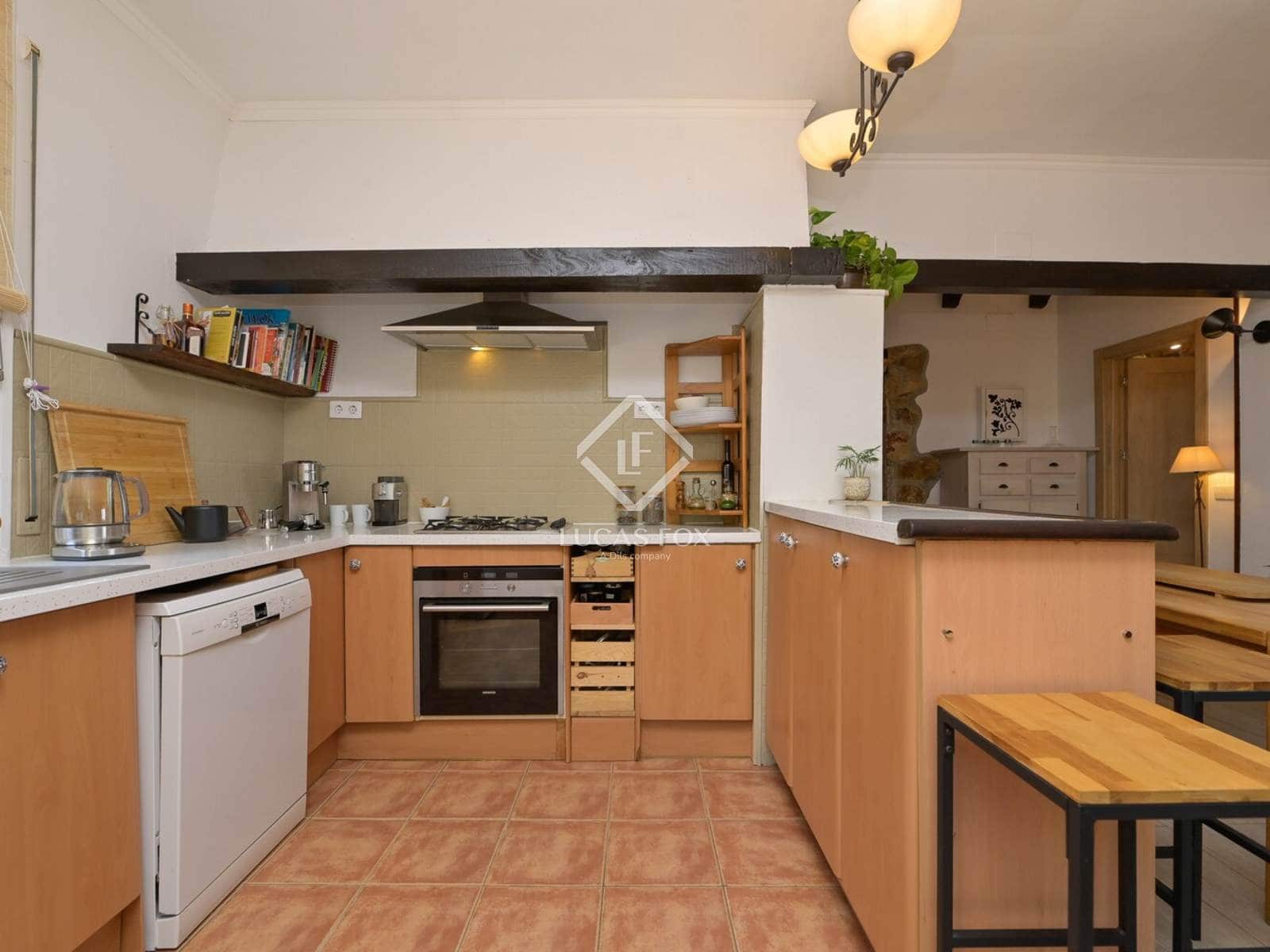 5 soveværelse Villa til salg i Santa Cristina d'Aro med garage - € 590.000 (Ref: 9111582)