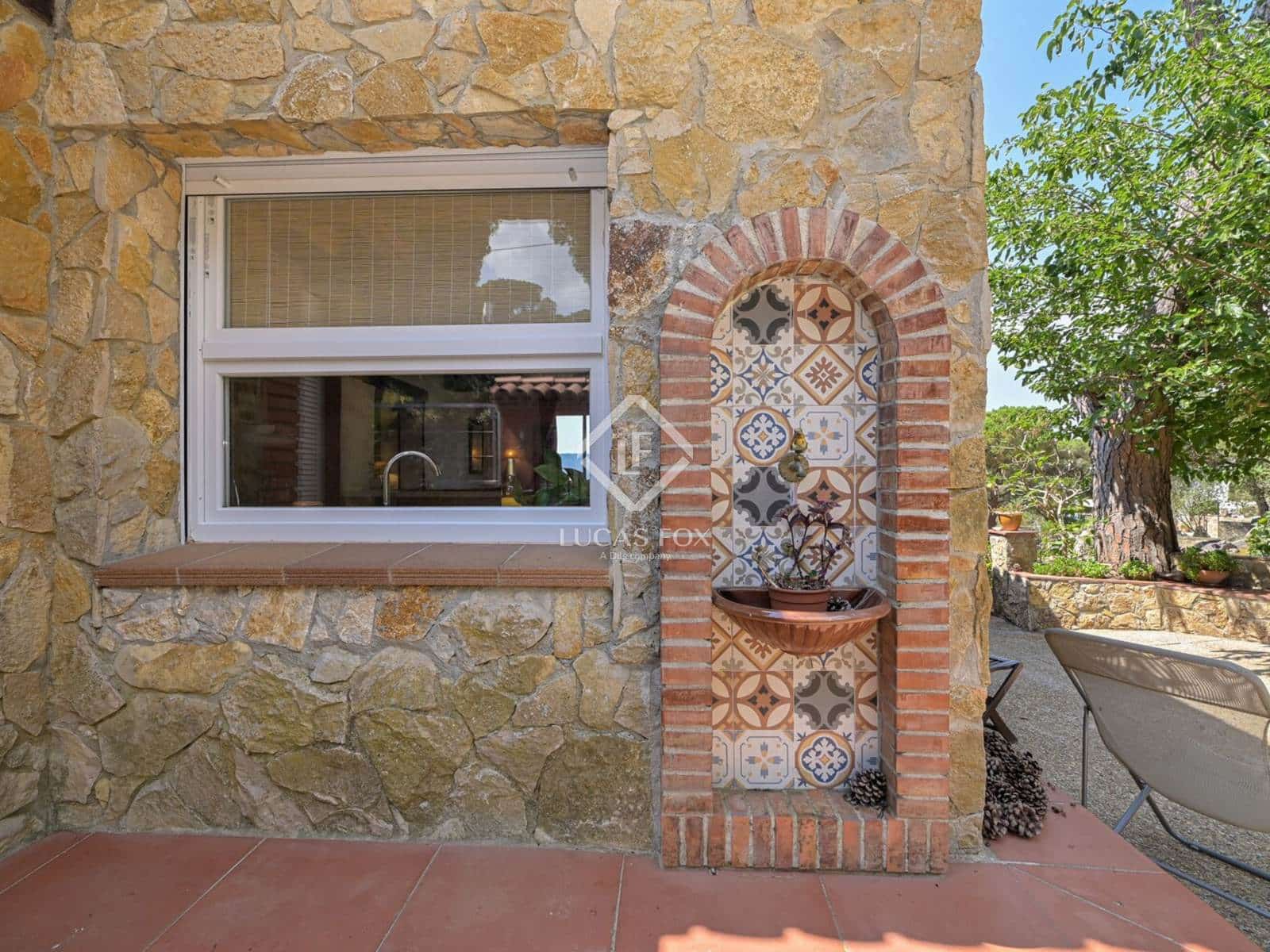 5 soveværelse Villa til salg i Santa Cristina d'Aro med garage - € 590.000 (Ref: 9111582)