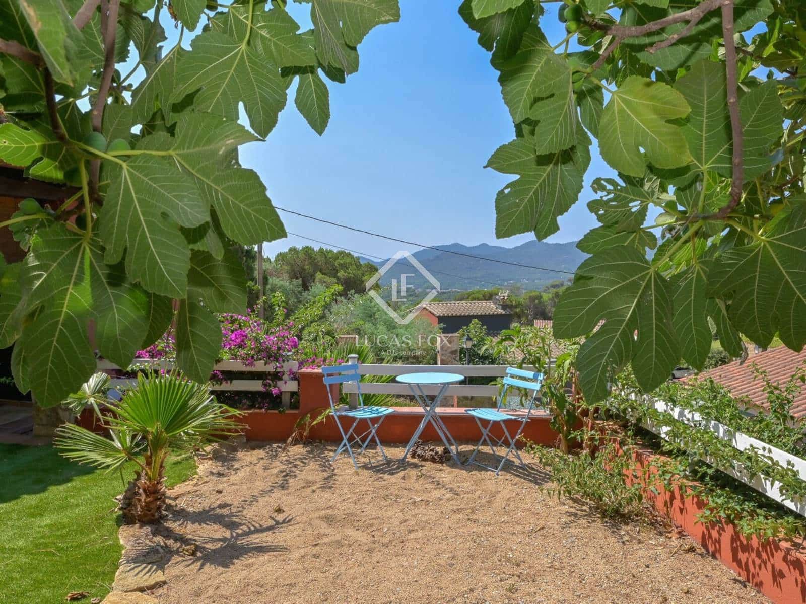 5 soveværelse Villa til salg i Santa Cristina d'Aro med garage - € 590.000 (Ref: 9111582)