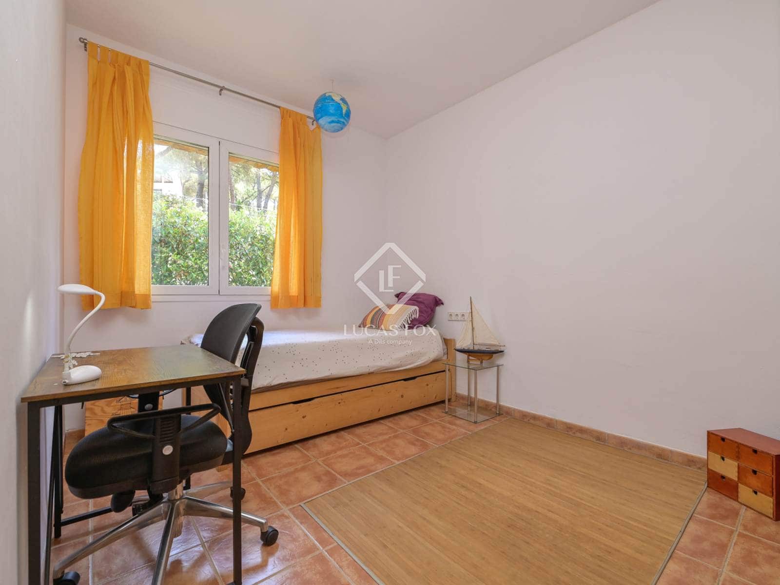 5 soveværelse Villa til salg i Santa Cristina d'Aro med garage - € 590.000 (Ref: 9111582)