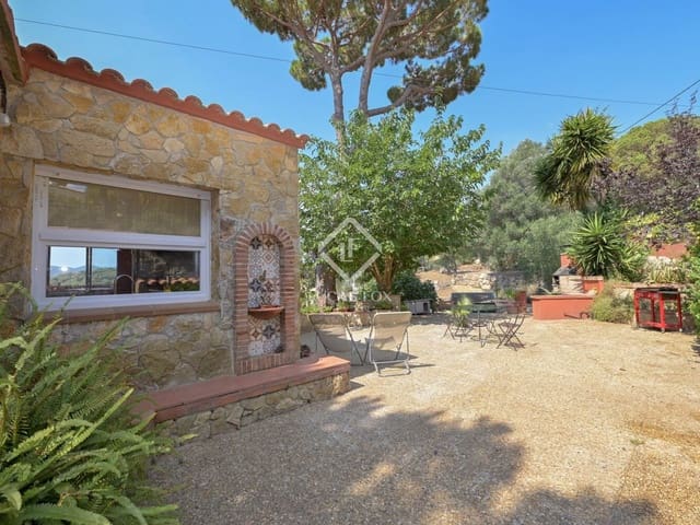 5 chambre Villa/Maison à vendre à Santa Cristina d'Aro avec garage - 590 000 € (Ref: 9111582)