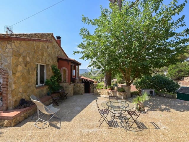 5 chambre Villa/Maison à vendre à Santa Cristina d'Aro avec garage - 590 000 € (Ref: 9111582)