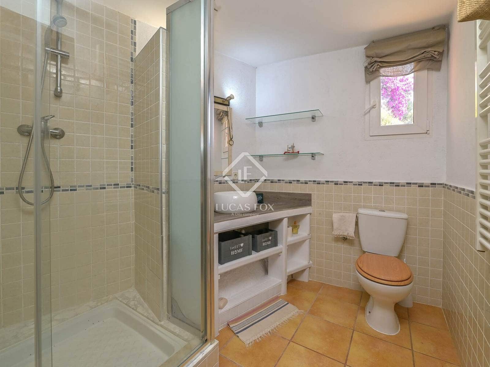 5 soveværelse Villa til salg i Santa Cristina d'Aro med garage - € 590.000 (Ref: 9111582)