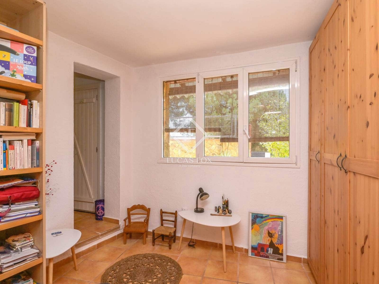 5 soveværelse Villa til salg i Santa Cristina d'Aro med garage - € 590.000 (Ref: 9111582)