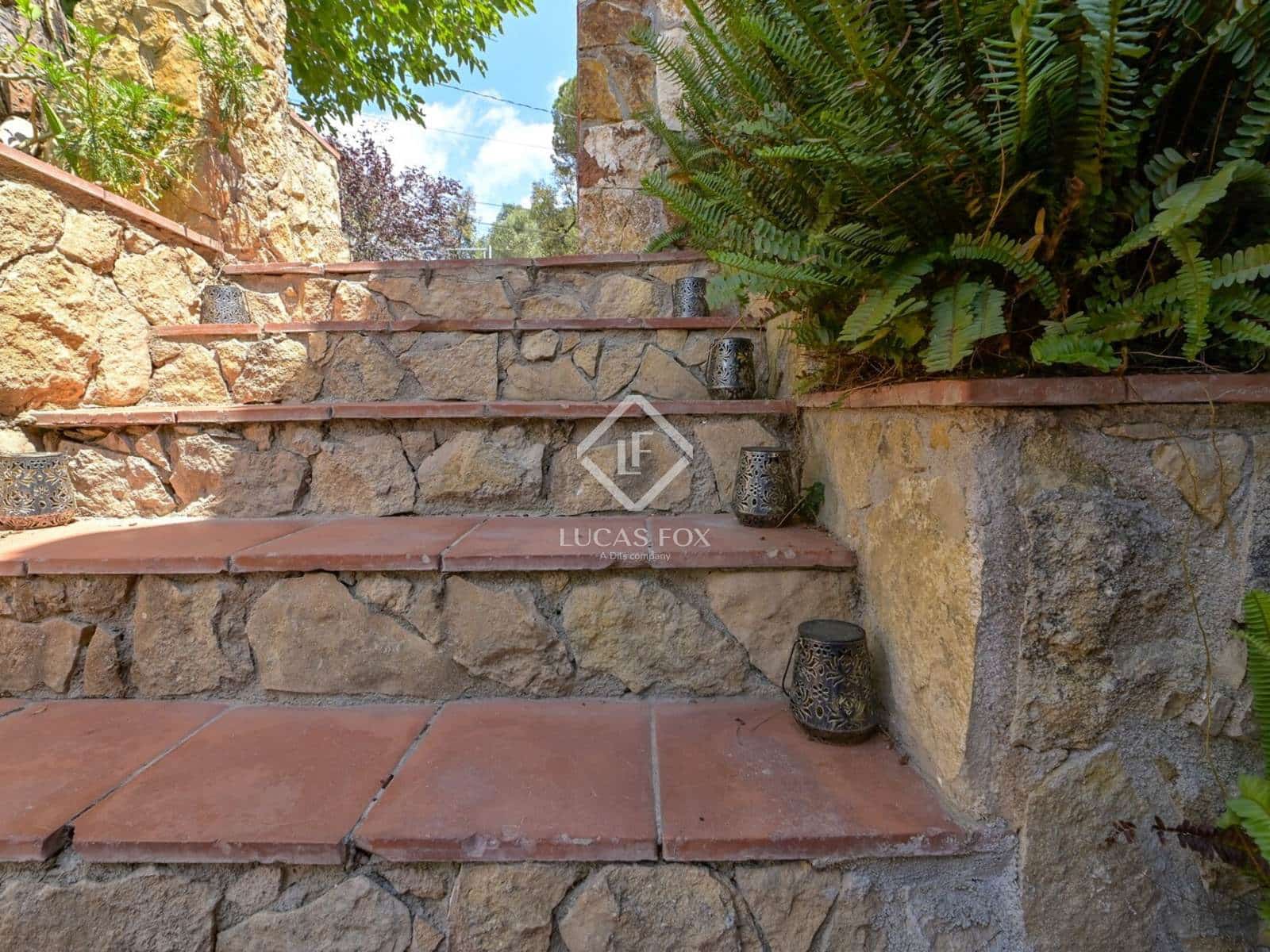 5 soveværelse Villa til salg i Santa Cristina d'Aro med garage - € 590.000 (Ref: 9111582)