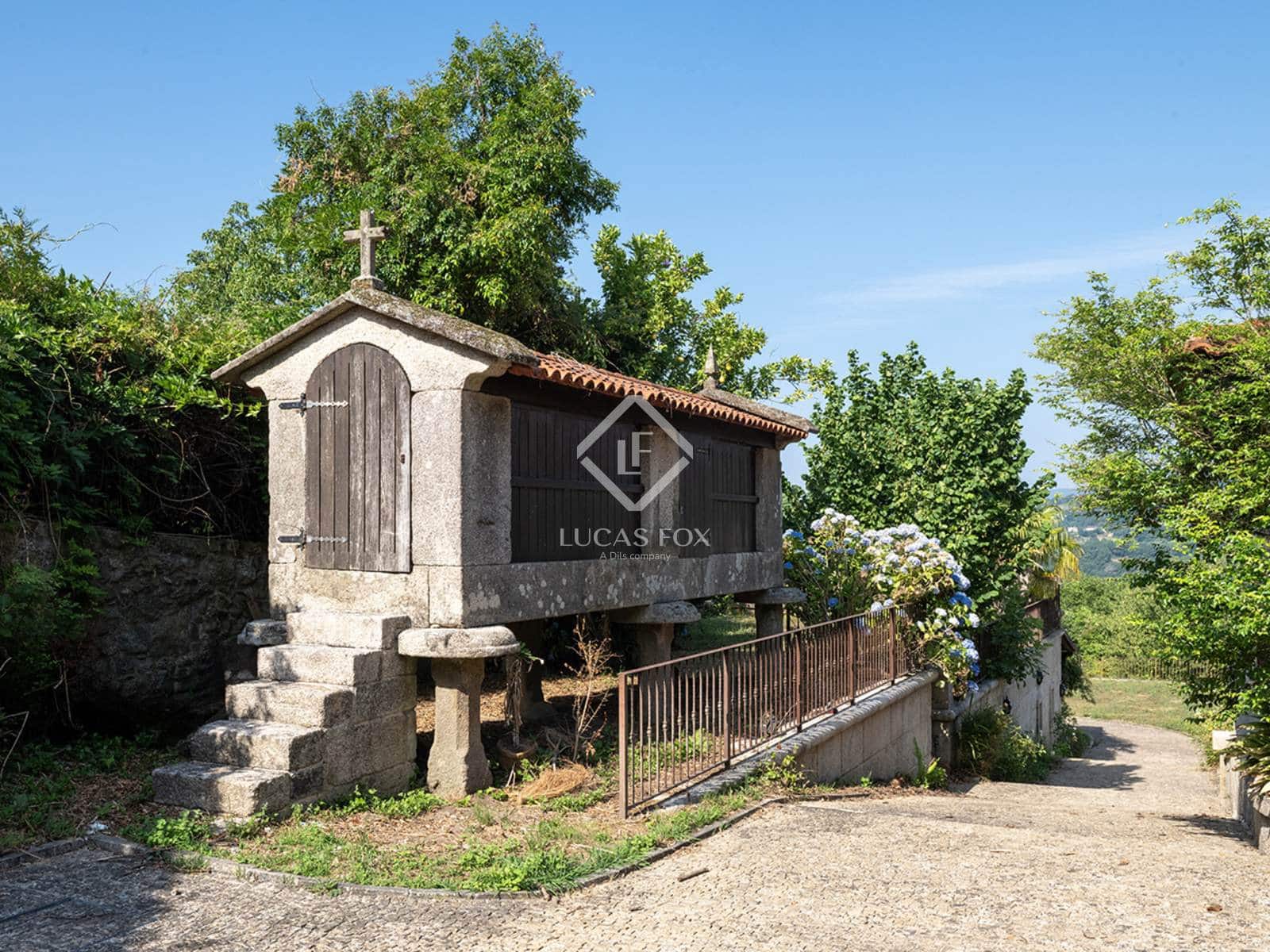 5 Zimmer Villa zu verkaufen in Covelo mit Pool Garage - 795.000 € (Ref: 9111584)